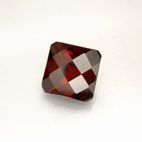 2.25캐럿 천연 딥 레드 파이로프 가넷, 에메랄드 컷, 7.1×7 mm, VVS-VS