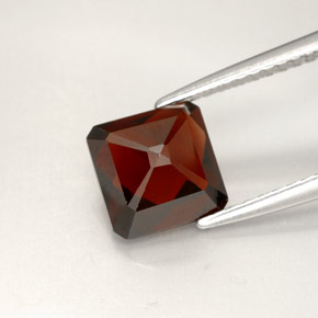 2.25캐럿 천연 딥 레드 파이로프 가넷, 에메랄드 컷, 7.1×7 mm, VVS-VS