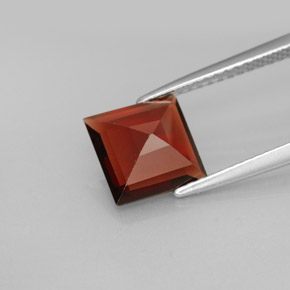 2.23캐럿 천연 딥 레드 파이로프 가넷, 스퀘어, 7.9×7.8 mm, VS