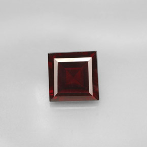 2.88캐럿 천연 딥 레드 파이로프 가넷, 스퀘어, 7.9×7.9 mm, VS
