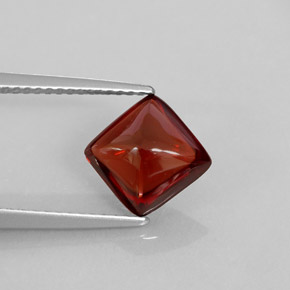 2.41캐럿 천연 딥 레드 파이로프 가넷, 투명한, 7.8×7.7 mm, 투명/반투명