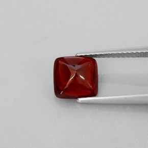2.63캐럿 천연 딥 레드 파이로프 가넷, 투명한, 7.8×7.7 mm, 투명/반투명