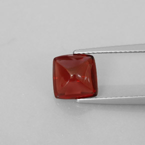 2.58캐럿 천연 딥 레드 파이로프 가넷, 투명한, 7.8×7.8 mm, 투명/반투명