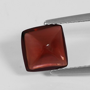 2.02캐럿 천연 딥 레드 파이로프 가넷, 투명한, 7.7×7.6 mm, 투명/반투명