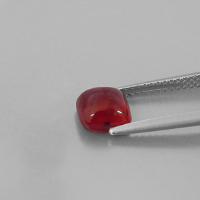 1.98캐럿 천연 레드 파이로프 가넷, 투명한, 6.5×6.4 mm, 투명/반투명