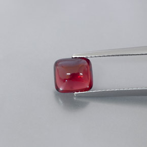 2.39캐럿 천연 딥 레드 파이로프 가넷, 투명한, 7.6×6.8 mm, 투명/반투명