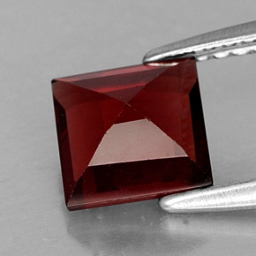 1.42캐럿 천연 딥 레드 파이로프 가넷, 스퀘어, 6.1×6.1 mm, VS