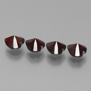 3.86캐럿 천연 검붉은색 파이로프 가넷 보석, 하트 모양, 6.1×6.1 mm, VVS-VS