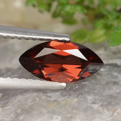 1.17ct 자연스러운 미디엄 레드 파이로프 석류석, 보석, VVS-VS