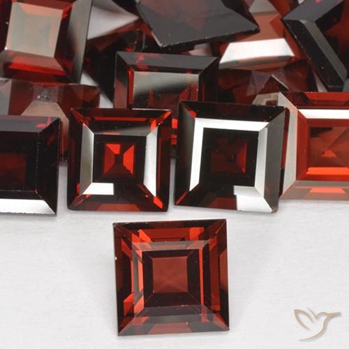 2.91ct 자연스러운 메를로 레드 파이로프 석류석, 정사각형, VVS-VS