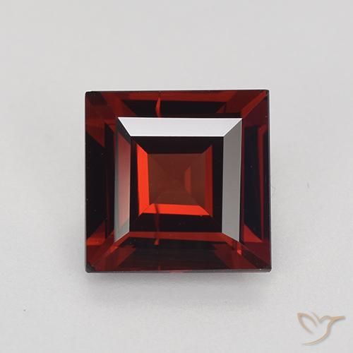 1.98ct 자연스러운 딥 블러드 레드 파이로프 석류석, 정사각형, VVS-VS