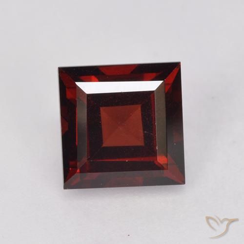 2.09ct 자연스러운 다크 레드 파이로프 석류석, 정사각형, VS