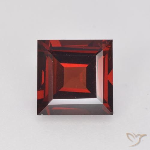 2.10ct 자연스러운 딥 블러드 레드 파이로프 석류석, 정사각형, VVS-VS