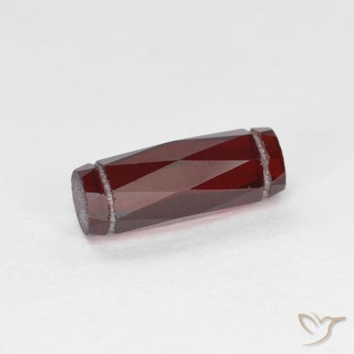 1.48ct 자연스러운 다크 레드 파이로프 석류석, 팬시한, VS
