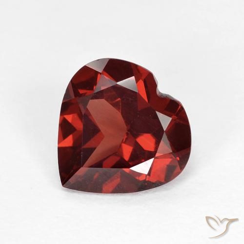 1.71ct 자연스러운 다크 레드 파이로프 석류석, 마음, VVS