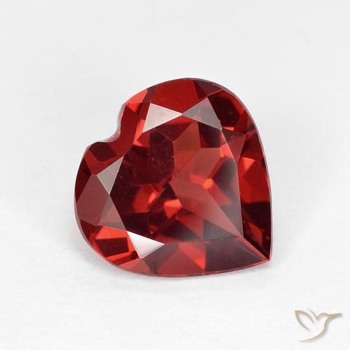1.80ct 자연스러운 미디엄 레드 파이로프 석류석, 마음, VVS