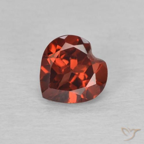 0.64ct 자연스러운 밝은 빨간색 파이로프 석류석, 마음, VVS-VS