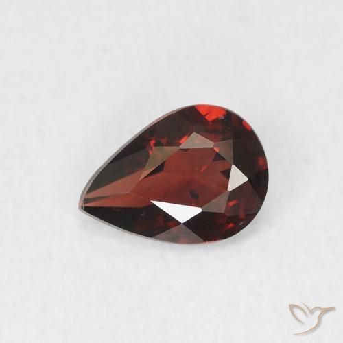 0.69ct 자연스러운 딥 블러드 레드 파이로프 석류석, 배 모양, VVS-VS