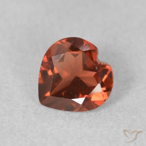 0.57ct 자연스러운 미디엄 레드 파이로프 석류석, 마음, VVS-VS