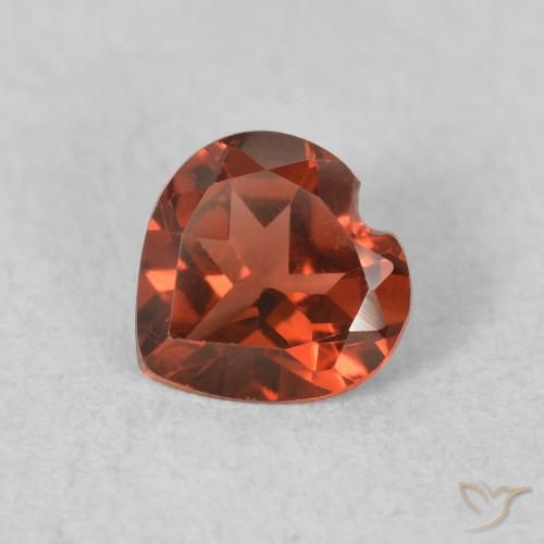 0.54ct 자연스러운 밝은 빨간색 파이로프 석류석, 마음, VVS-VS
