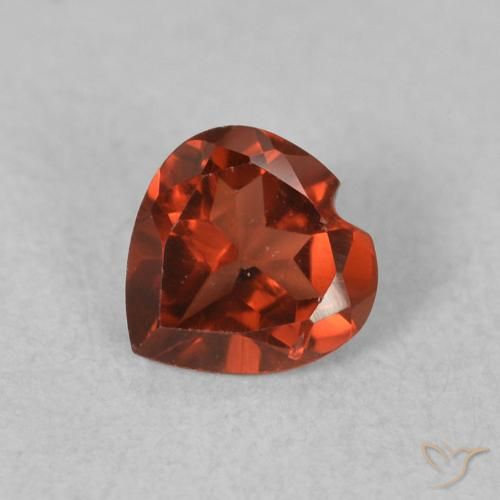 0.51ct 자연스러운 밝은 빨간색 파이로프 석류석, 마음, VVS-VS