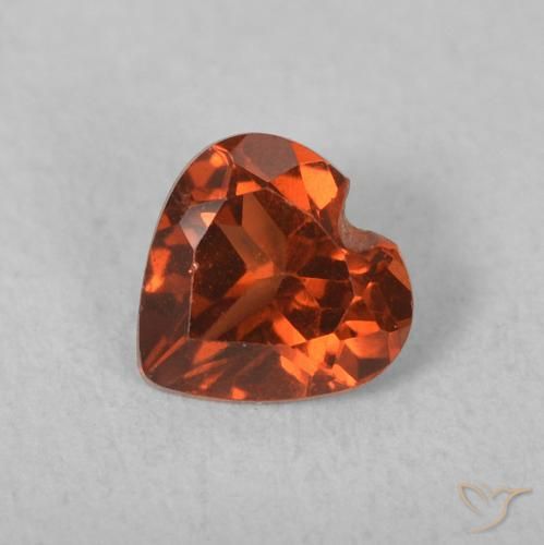 0.51ct 자연스러운 캔디 레드 파이로프 석류석, 마음, VVS-VS