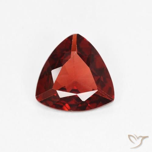 0.67ct 자연스러운 피처럼 붉은 파이로프 석류석, 일조, VVS-VS