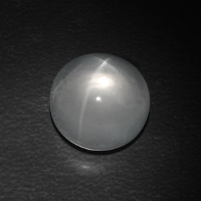 10.22캐럿 천연 화이트 Quartz Cat's Eye, 라운드 컷, 12.92 mm, 투명한