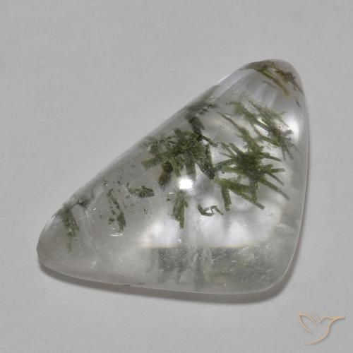 19.12ct 자연스러운 다색 헤덴베르가이트가 함유된 석영, 일조, 투명한