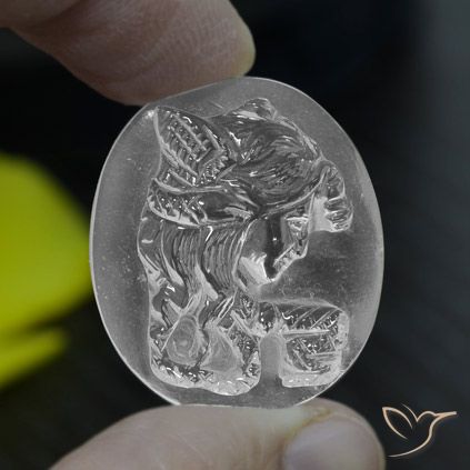 33.79ct 자연스러운 클리어 화이트 석영, 타원형, 투명한