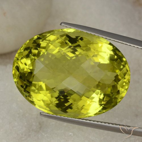 39.34ct 자연스러운 녹황색 석영, 타원형, VVS