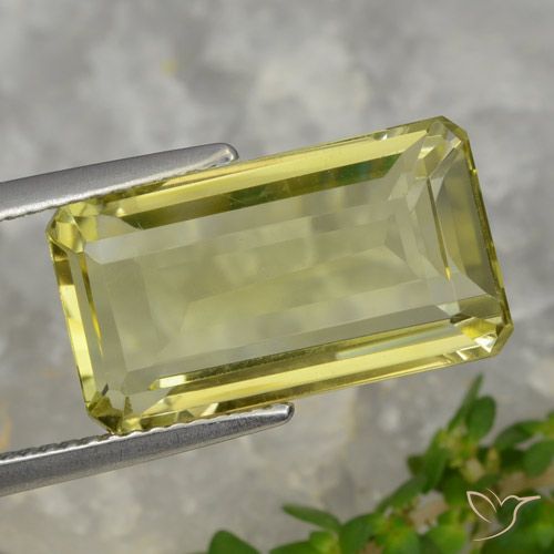 8.20ct 자연스러운 미디엄 옐로우 석영, 에메랄드 컷, VVS-VS
