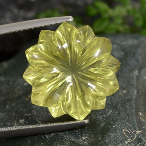 12.77ct 자연스러운 연노랑 석영, 플라워 컷, 투명한