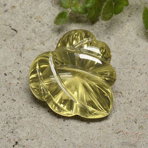 9.29ct 자연스러운 그윽한 노란색 석영, 플라워 컷, 투명한