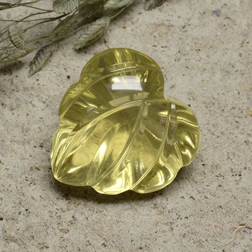 7.48ct 자연스러운 옅은 노랑 석영, 플라워 컷, 투명한