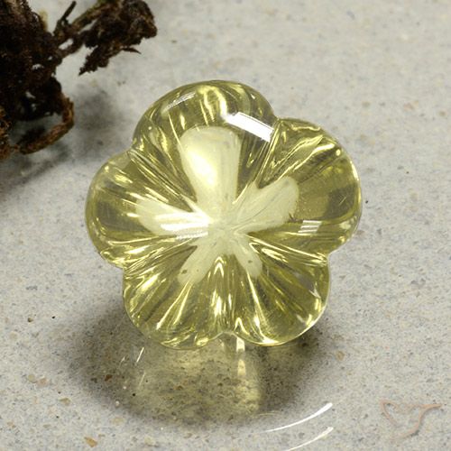 13.66ct 자연스러운 연노랑 석영, 플라워 컷, 투명한