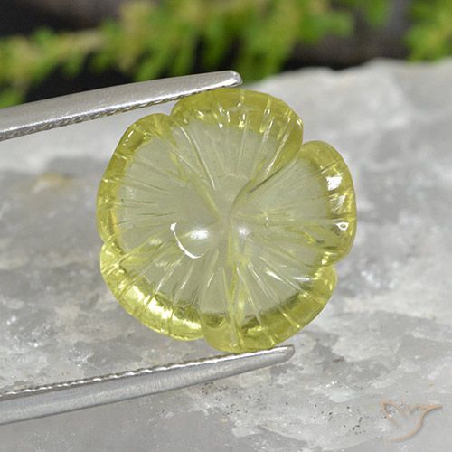 7.37ct 자연스러운 담황색 석영, 플라워 컷, 투명한