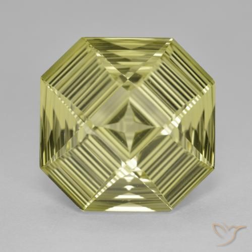 8.77ct 자연스러운 녹황색 석영, 에메랄드 컷, VVS