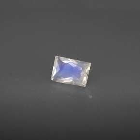 0.64캐럿 천연 블루 화이트 레인보우 문스톤, 바게트, 6.1×4.1 mm, VS