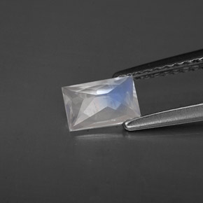 0.44캐럿 천연 블루 화이트 레인보우 문스톤, 바게트, 6.1×4.1 mm, VS