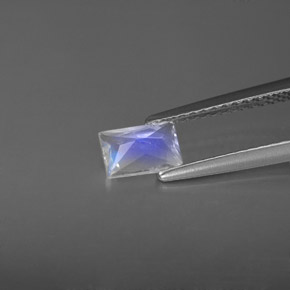 0.51캐럿 천연 블루 화이트 레인보우 문스톤, 바게트, 6.1×4.1 mm, VS