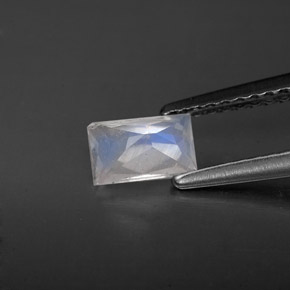 0.48캐럿 천연 블루 화이트 레인보우 문스톤, 바게트, 6×3.8 mm, VS