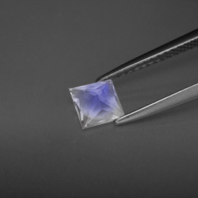 0.46캐럿 천연 블루 화이트 레인보우 문스톤, 스퀘어, 4.9×4.8 mm, VS