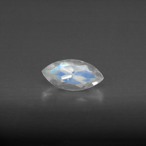 0.59캐럿 천연 블루 화이트 레인보우 문스톤, 투명한, 8.1×4.1 mm, 투명/반투명