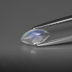 0.50캐럿 천연 블루 화이트 레인보우 문스톤, 투명한, 8.1×4.1 mm, 투명/반투명