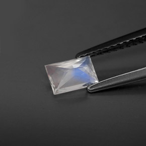 0.50캐럿 천연 블루 화이트 레인보우 문스톤, 투명한, 5.9×4.1 mm, 투명/반투명