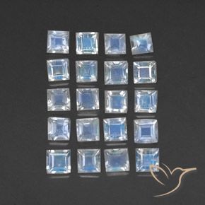 2.53캐럿 천연 푸르스름한 화이트 레인보우 문스톤 보석, 스퀘어, 3.1×3.1 mm, 투명한