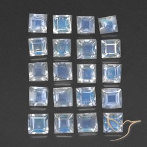 2.53캐럿 천연 푸르스름한 화이트 레인보우 문스톤 보석, 스퀘어, 3.1×3.1 mm, 투명한