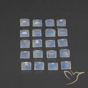 2.53캐럿 천연 푸르스름한 화이트 레인보우 문스톤 보석, 스퀘어, 3.1×3.1 mm, 투명한