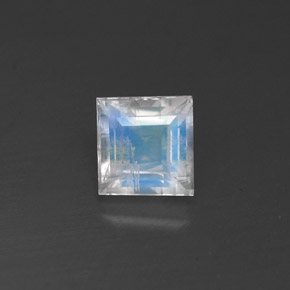 0.77캐럿 천연 블루 화이트 레인보우 문스톤, 스퀘어, 5.3×5.1 mm, 투명한
